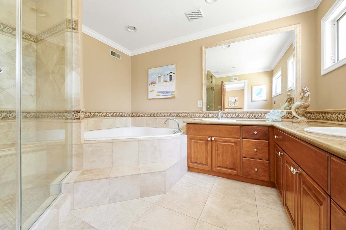 newport beach rehab | Gratitude Lodge