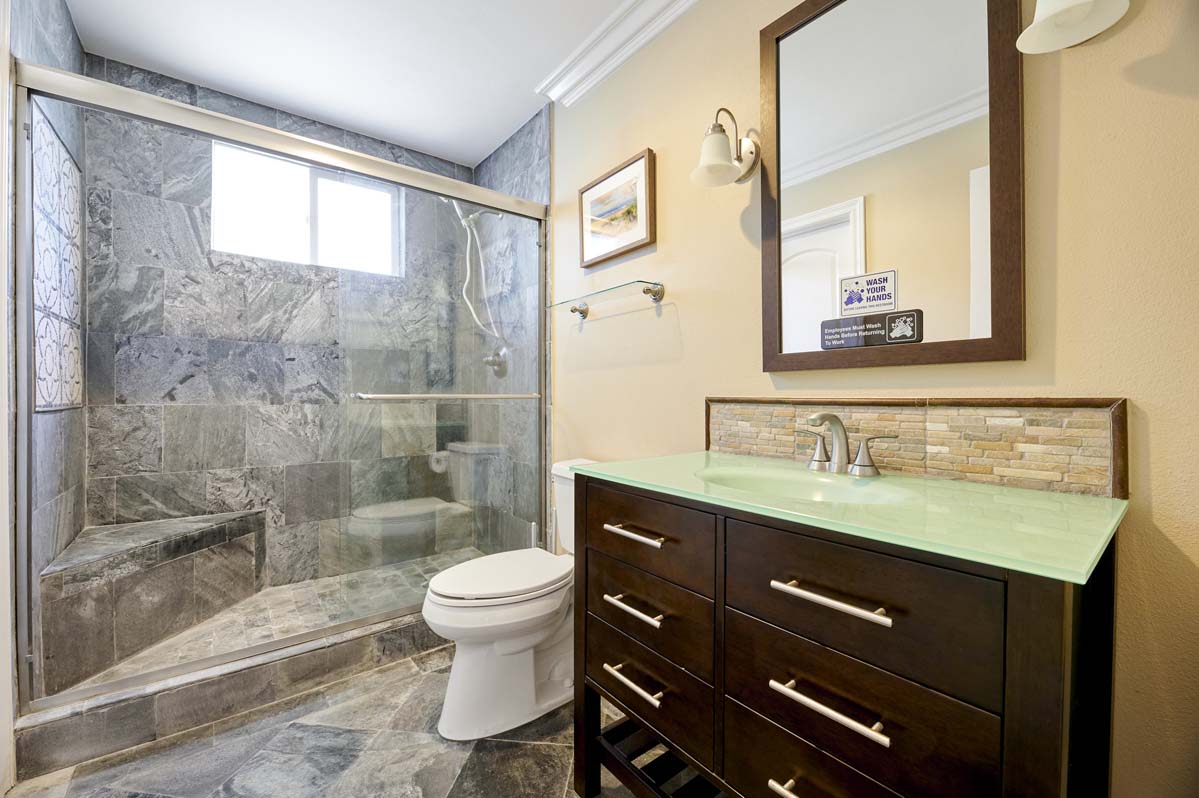 newport beach rehab | Gratitude Lodge