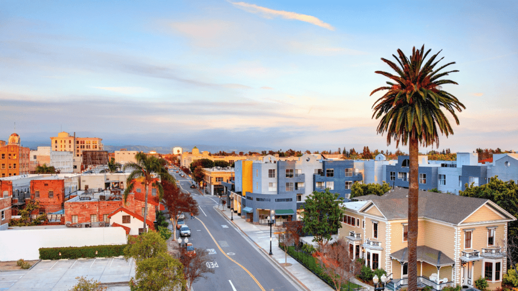 An image of Santa Ana, the location of Gratitude Lodge
