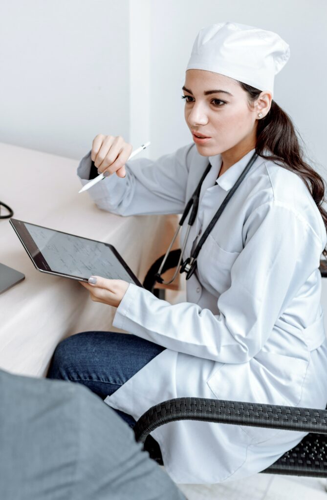A doctor speaks with a patient about the prescription detox timeline.