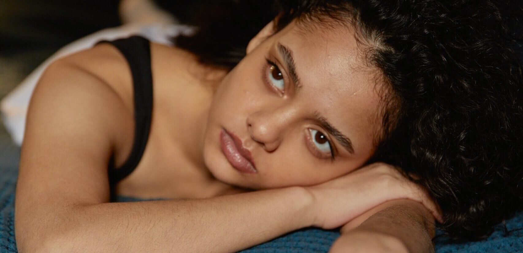 image of woman representing kratom withdrawal